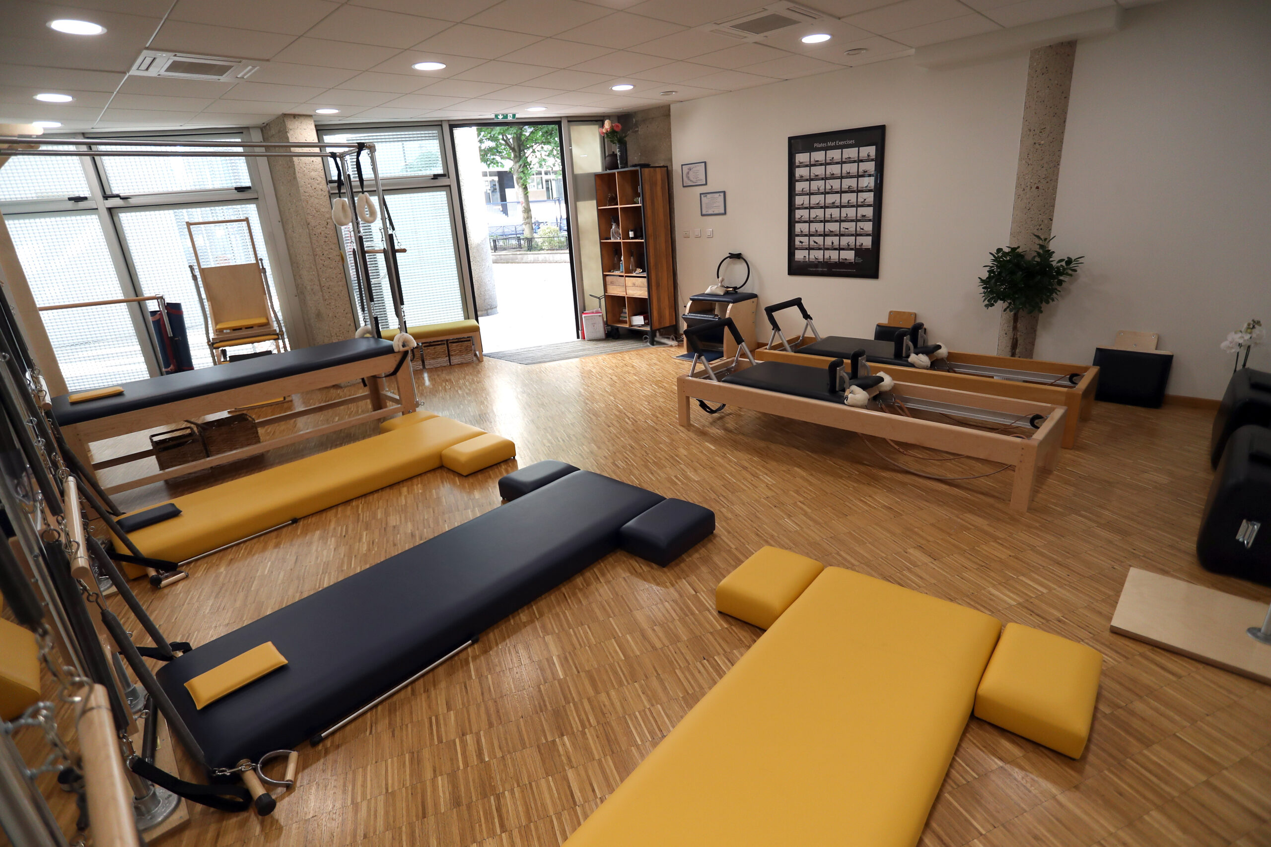 studio de pilates dans le 13ème arrondissement de Paris. Machines pour les cours de Pilates.